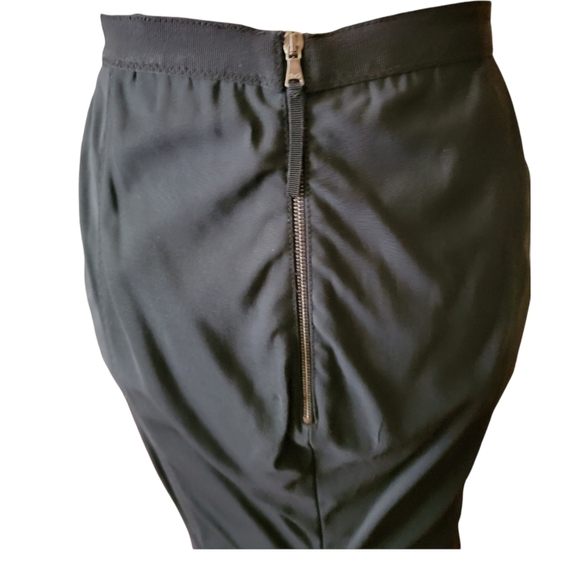 DOLCE  & GABBANA | BLACK SATIN PENCIL SKIRT - Picture 5 of 9